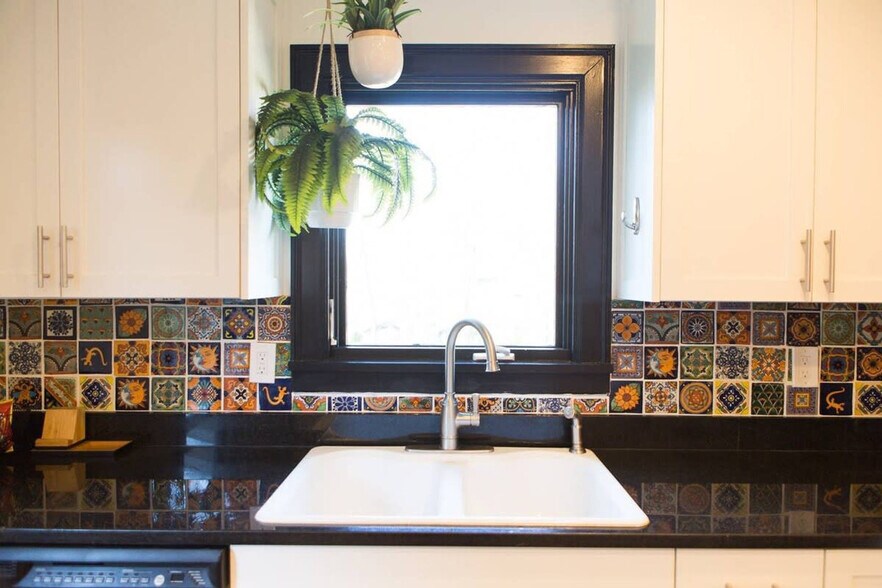 Building Photo - 1427 Sumner Ave