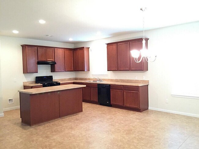 Building Photo - 1103 Messina Ln