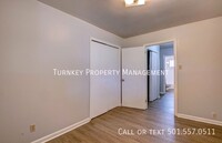 Building Photo - 4407 Lynn Ln