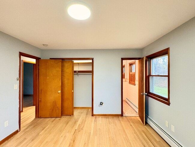 Building Photo - Sprawling Brick Ranch with Huge Lot & Garage in Prime Nottingham Location