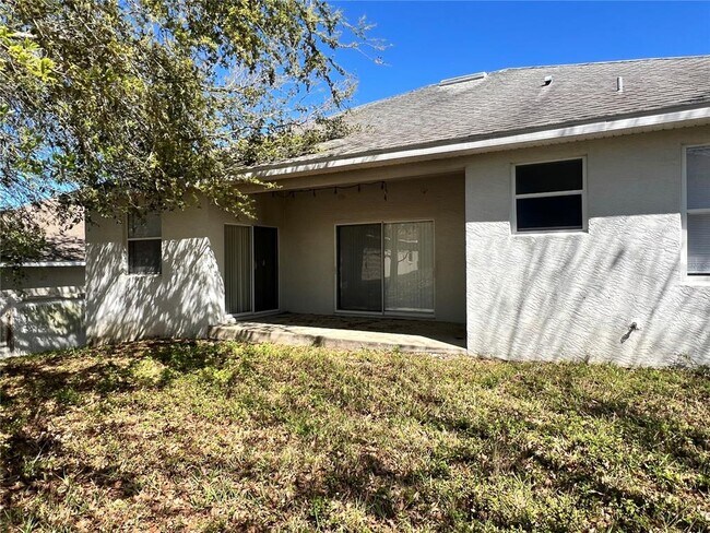 Building Photo - 209 Round Man St