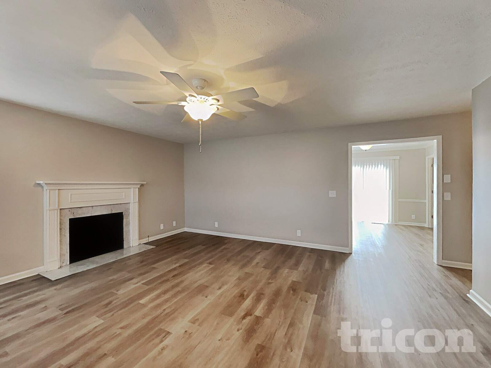 Building Photo - 5013 Claude Dr