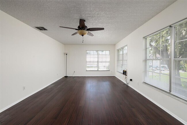 Building Photo - 400 N Bayshore Blvd