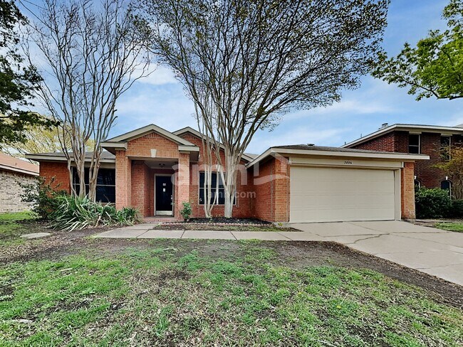 Primary Photo - 3806 Evinrude Dr