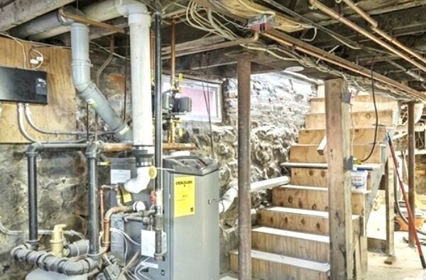 Building Photo - 106 Goodridge St