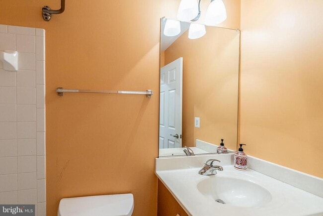 Building Photo - 117 Herndon Mill Cir