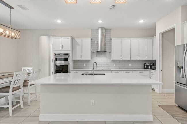 Building Photo - 8373 Ludington Cir