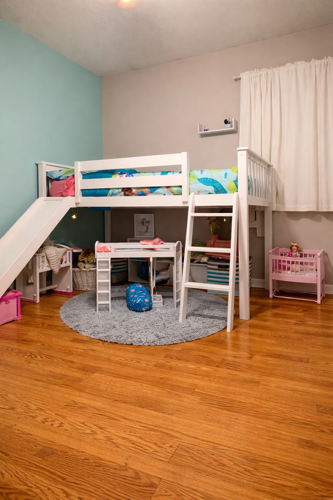 Building Photo - PLANTATION DRIVE