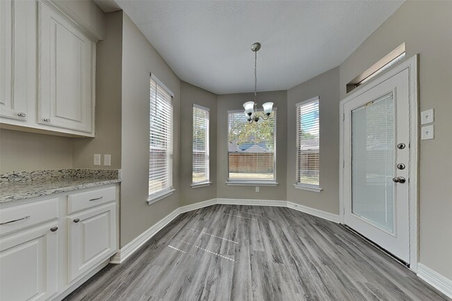 Building Photo - 20607 Golden Hawthorn Ct