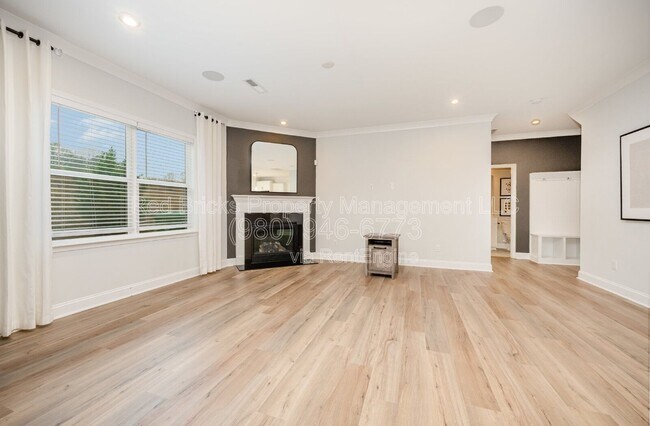 Building Photo - 19016 Yellow Birch Dr