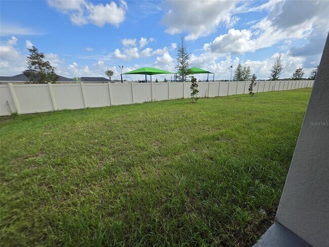 Building Photo - 4631 SW 88 Pl