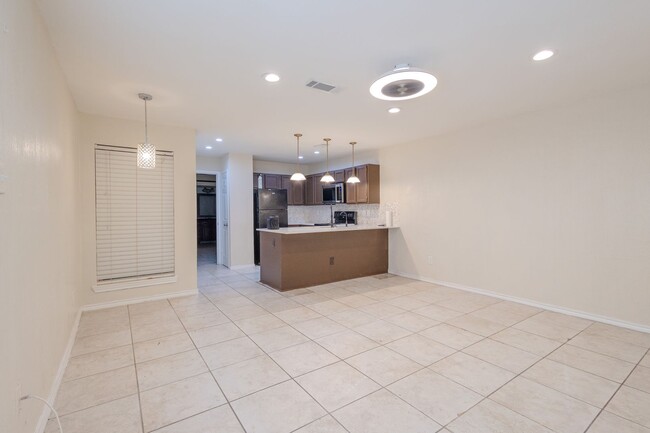 Building Photo - Nice and roomy one bedroom, First floor fl...