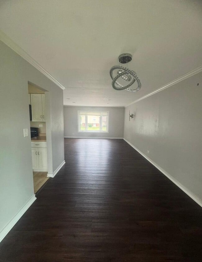 Building Photo - 980 Brush Hill Ln