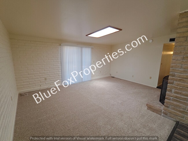 Building Photo - 3116 W Alaska St