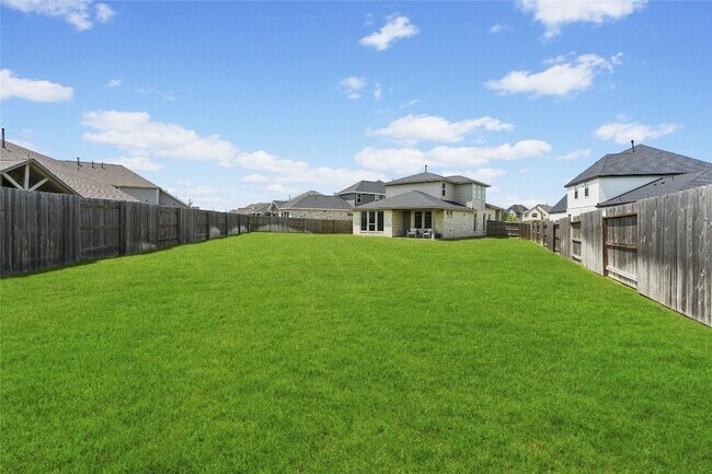 Building Photo - 7218 Grassland Vis Ln