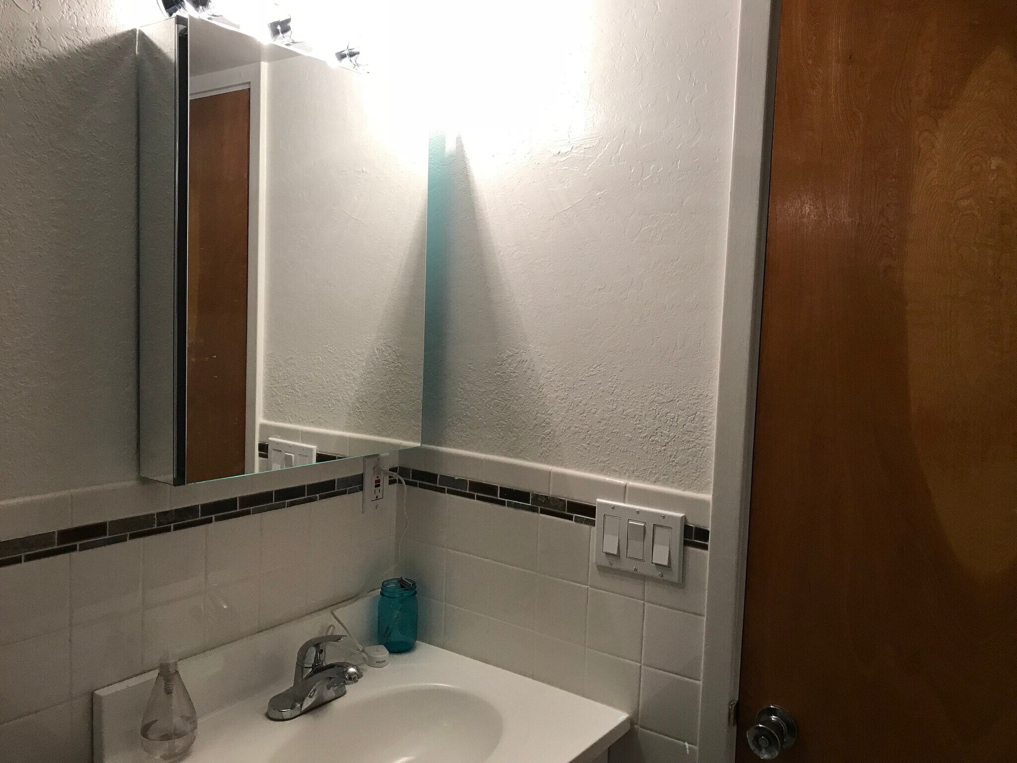 Bathroom - 1215 43rd Ave