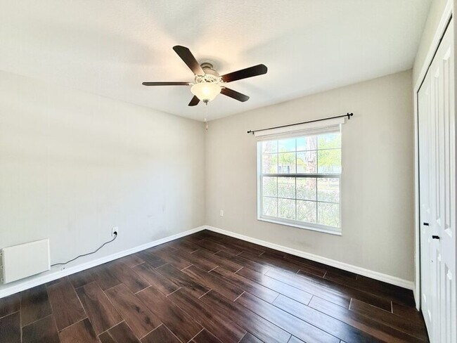 Building Photo - 17134 White Mangrove Dr