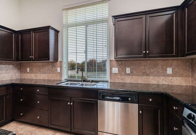 Building Photo - Great Harlan Ranch Home! Don't miss out!