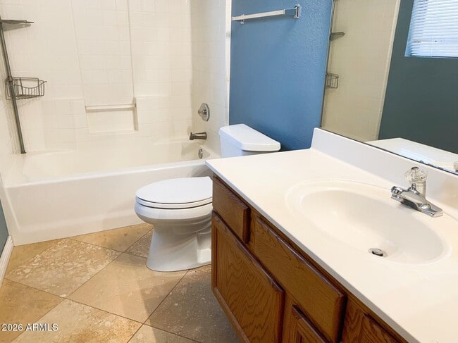 Building Photo - 354 W Bolero Dr