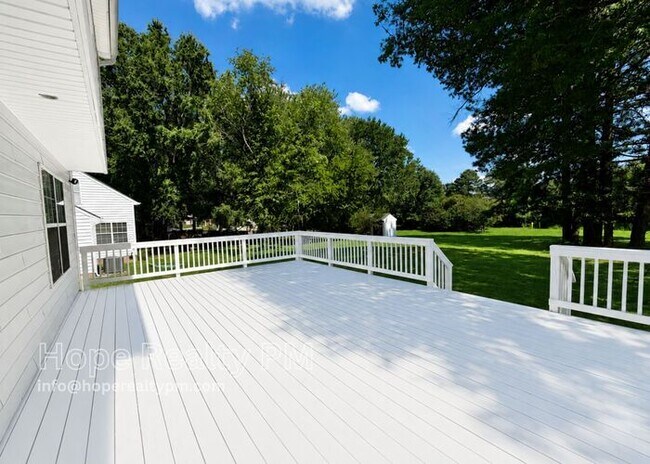 Building Photo - 3511 Silver Oak Ct