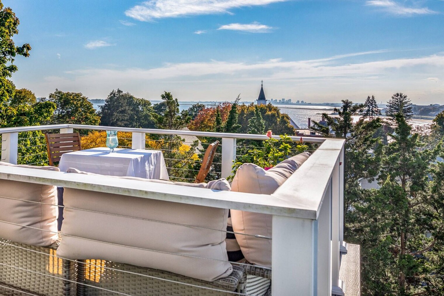 Building Photo - 27 Blaney St