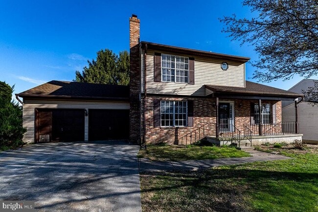Building Photo - 801 High Plain Dr