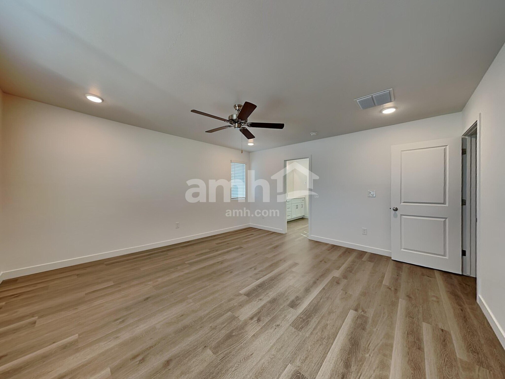 Building Photo - 4511 S 97th Dr