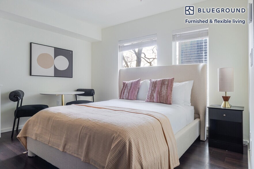 Building Photo - 5001 Brooklyn Ave NE