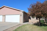 Building Photo - Beautiful 4 Bedroom Home in Midtown Fort C...