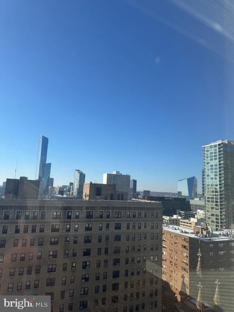 Building Photo - 2018 Walnut St