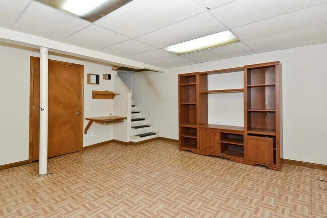 Building Photo - 980 Manresa Ln