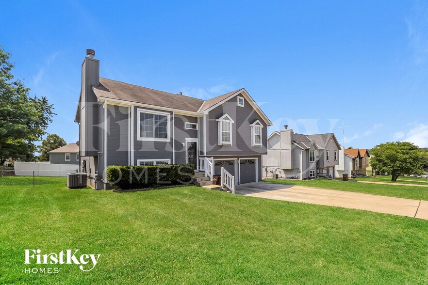 Building Photo - 1603 Johnston Dr
