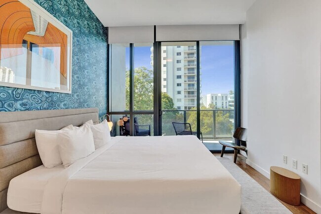 Building Photo - 1220 17th St