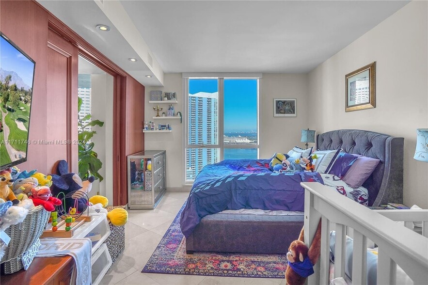 Building Photo - 901 Brickell Key