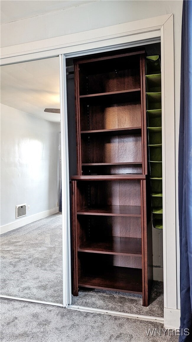 Building Photo - 81 Knox Ave