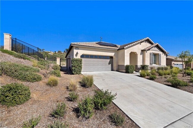 Building Photo - 2022 Built 4 bedroom WILDOMAR home for LEASE!