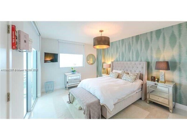 Building Photo - 6700 Indian Creek Dr