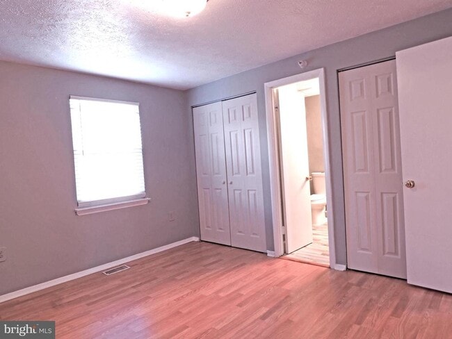 Building Photo - 12500 Sturdee Dr