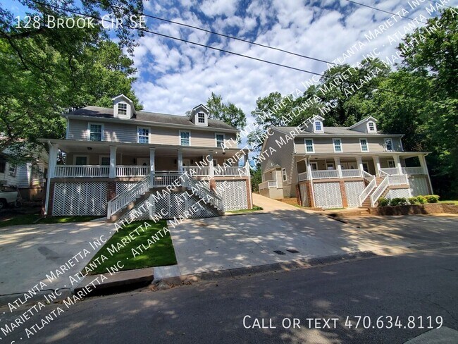 Building Photo - 128 Brook Cir SE