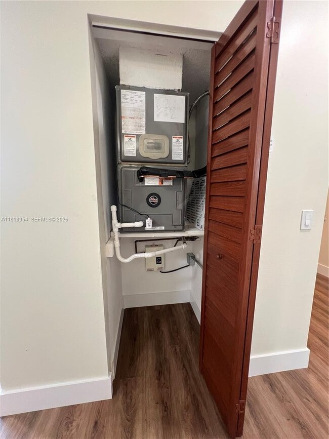 Building Photo - 21121 SW 85th Ave