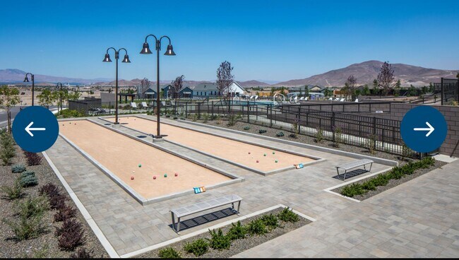 Building Photo - Luxury 55+ Executive Home- Fully Furnished