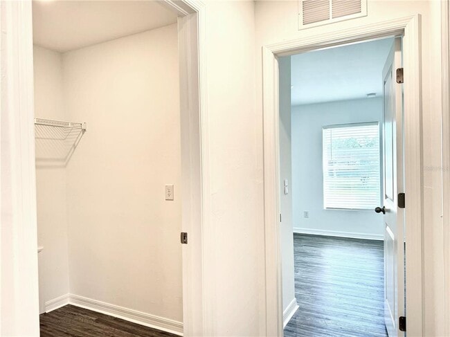 Building Photo - 4110 Targee Ave