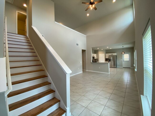 Building Photo - Wonderful 2 story, 3 bedroom home in South East Austin!