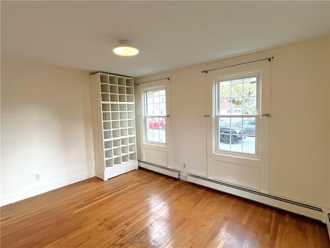 Building Photo - 44-44 Phillips St