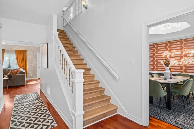 Building Photo - 13702 Yellow Oak Cir