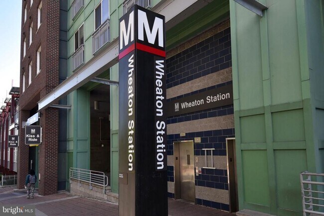 Building Photo - 11361 King George Dr