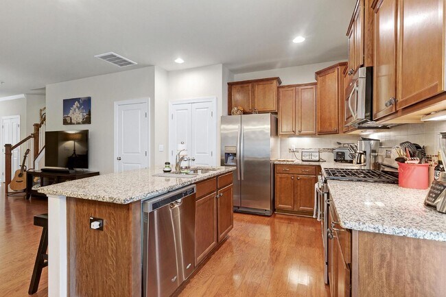 Building Photo - 2414 Pecan Ridge Way