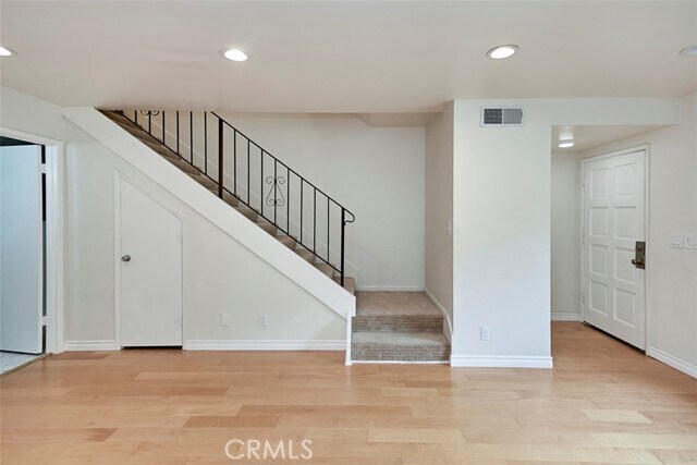 Building Photo - 28035 Ridgebrook Ct