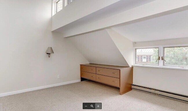 Building Photo - Charming 6-Bedroom Georgetown Rowhouse wit...