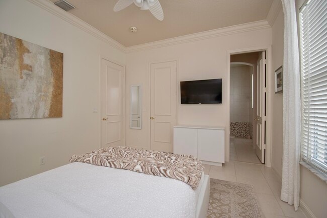 Building Photo - 7916 Montecito Pl